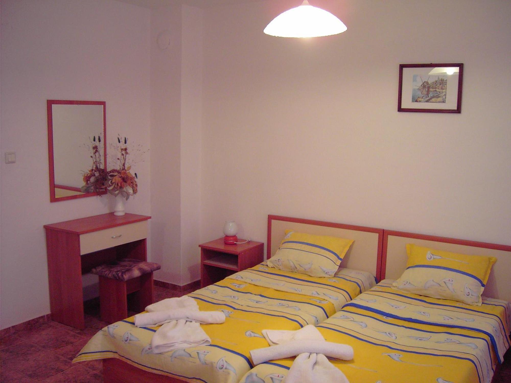 Nelly Guest House 라브다 외부 사진