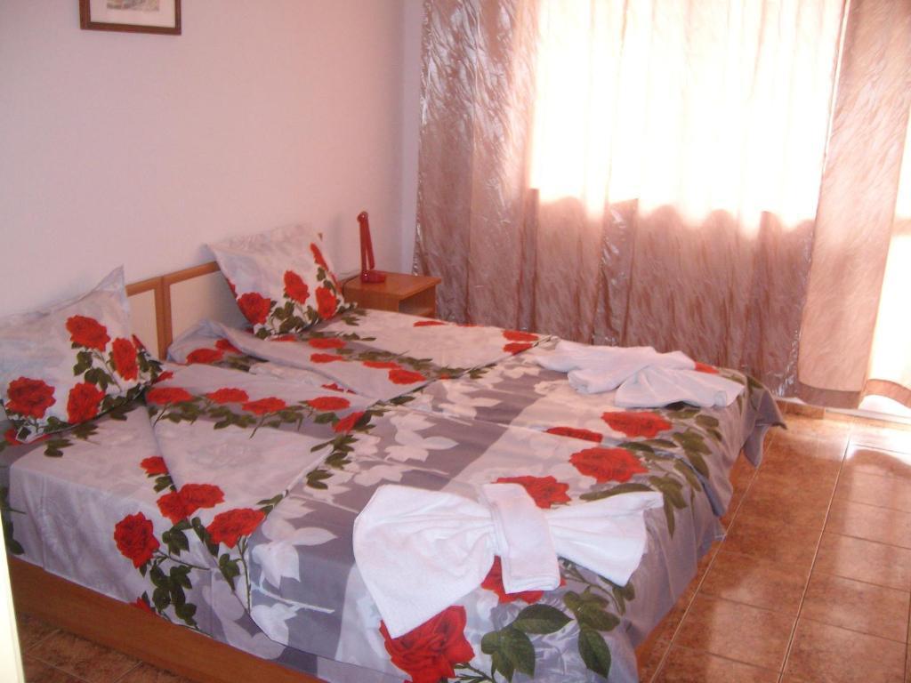 Nelly Guest House 라브다 객실 사진